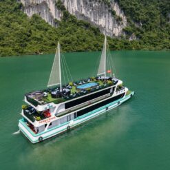 Trang chủ 8 Du thuyền Sunlight Grand Khám Phá Hạ Long 1 Ngày