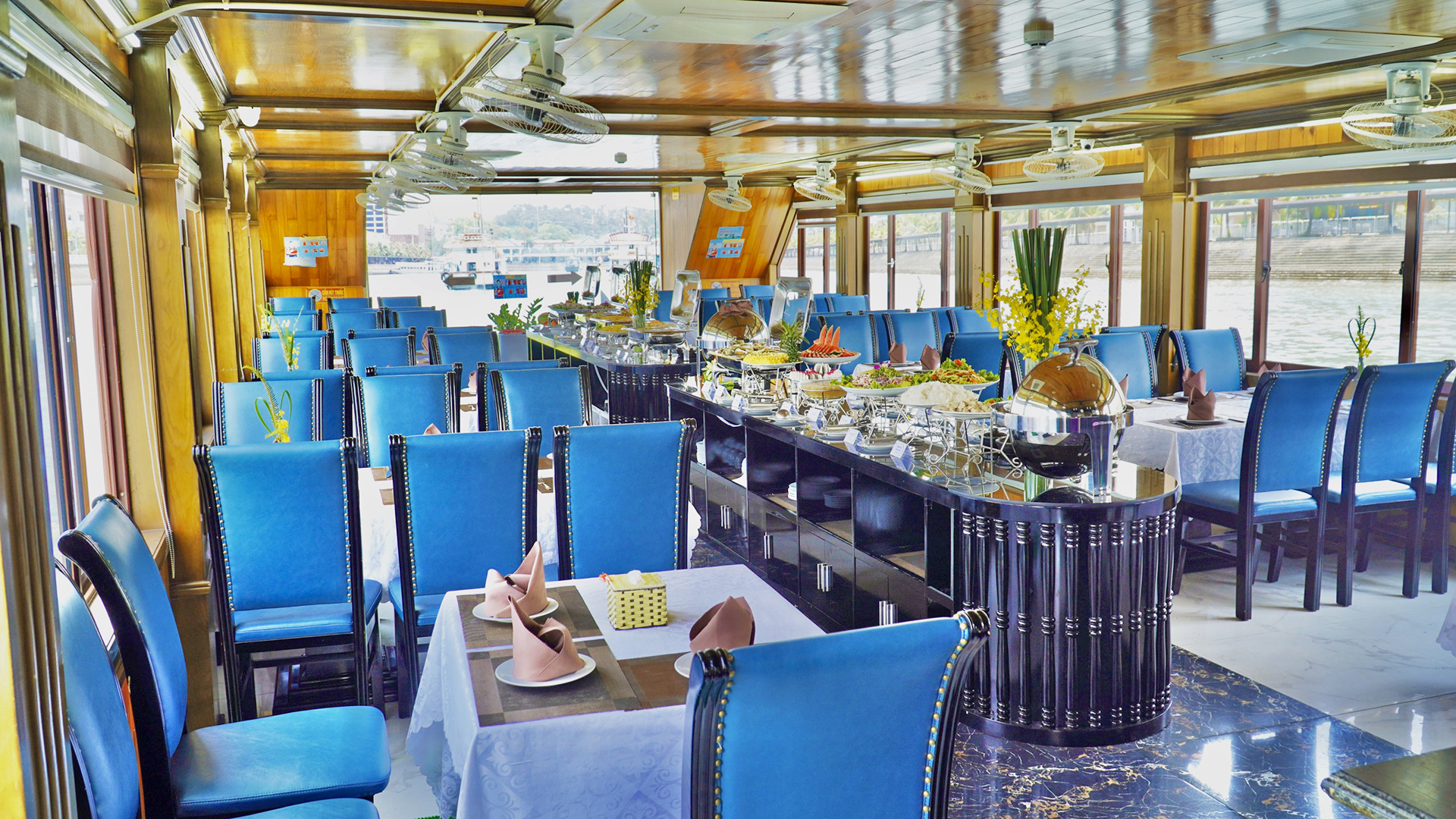 Du thuyền Alova Premium Cruises 5 Du thuyền Alova Premium Cruises - Ảnh 5