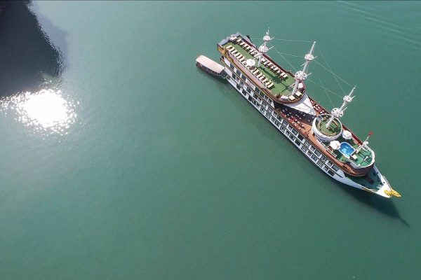 Du Thuyền Dragon Legend Cruise 2 Ngày 1 Đêm 2 Du Thuyền Dragon Legend Cruise 2 Ngày 1 Đêm - Ảnh 2