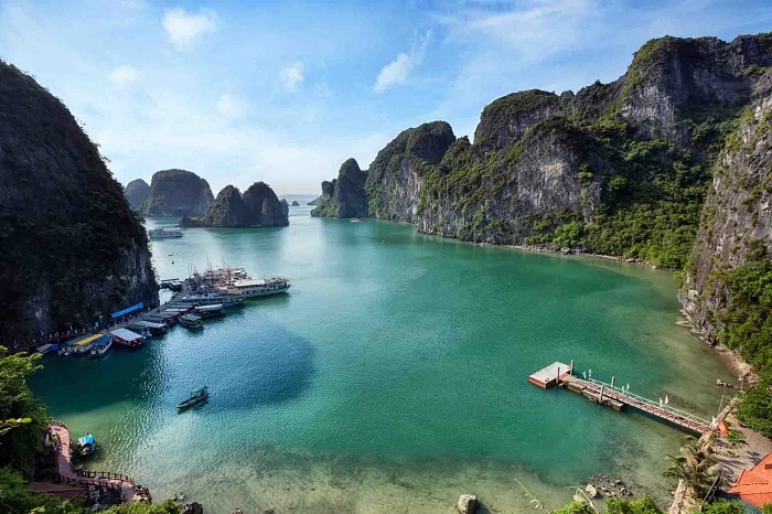 Làng Chài Vung Viêng – Khám Phá Ngôi Làng Nổi Bình Yên Giữa Vịnh Bái Tử Long 4 lang chai vung vieng 3